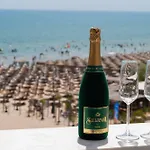 Maddy's Beachfront In Infinity Pool&spa 马马亚