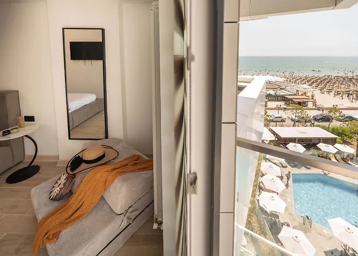 Maddy's Beachfront In Infinity Pool&spa アパート *