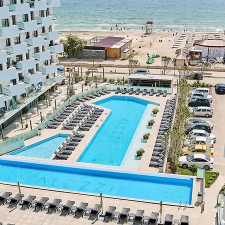 Maddy's Beachfront In Infinity Pool&spa