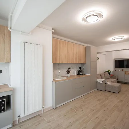 Lejlighed Maddy's Beachfront In Infinity Pool&spa