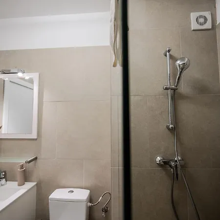 Maddy's Beachfront In Infinity Pool&spa *